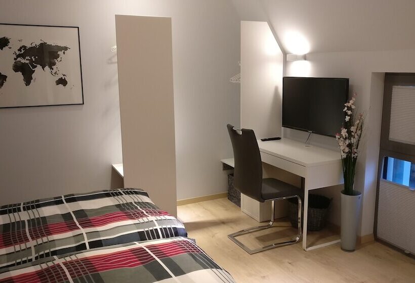 Отель Völkel Incoming Rooms & More Haj