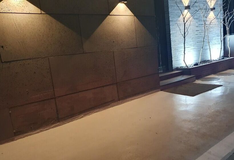 汽车旅馆  Bucheon  Soo