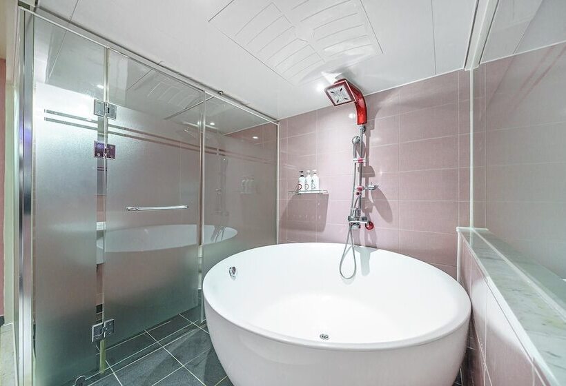 汽车旅馆  Bucheon  Soo