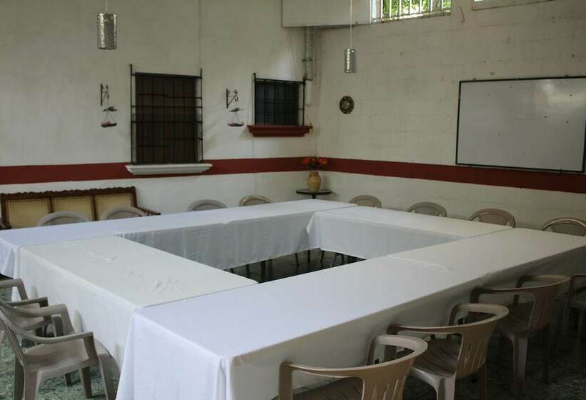 Пансион International Guest House