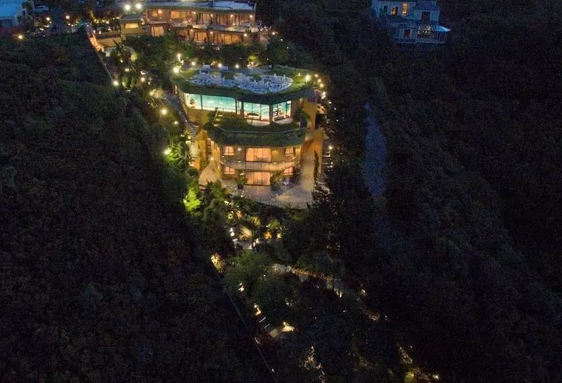 Majatalo Zenith Boutique Lodge & Spa