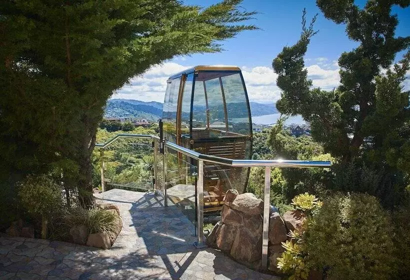 Majatalo Zenith Boutique Lodge & Spa