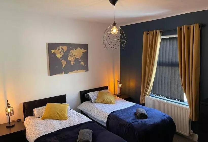 Residenssi Immaculate Luxury 2 Bed Apartment In Liverpool