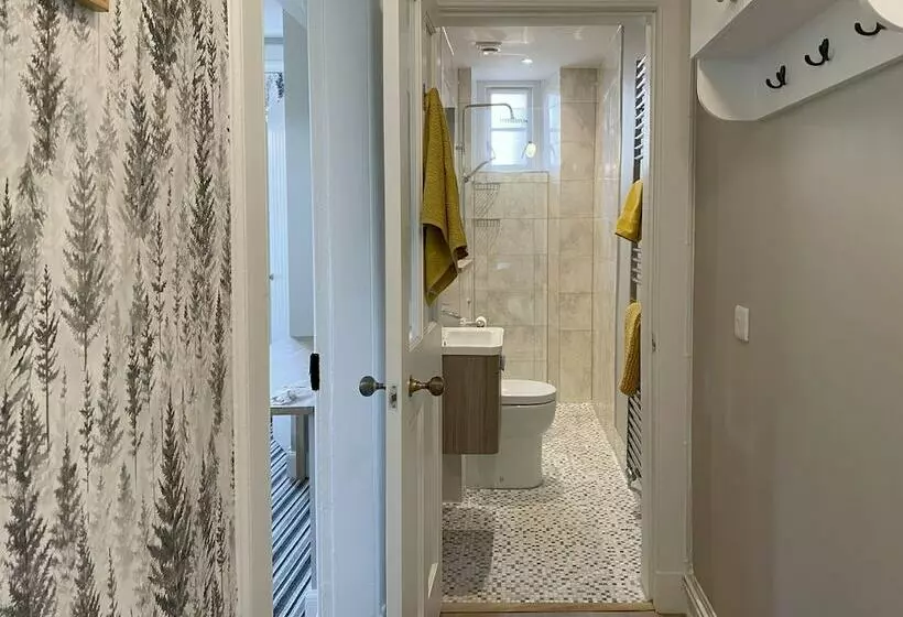 Residenssi Wee Bunker   Central Location