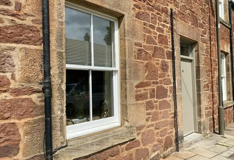 Residenssi Wee Bunker   Central Location