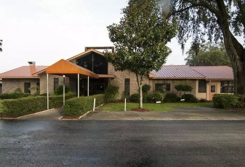 Southern Charm Rv Resort