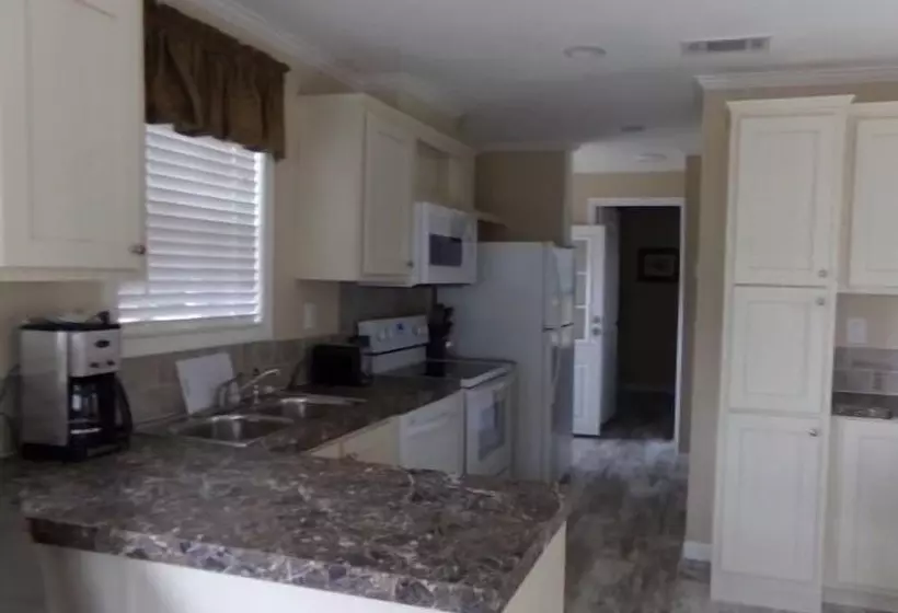 Southern Charm Rv Resort