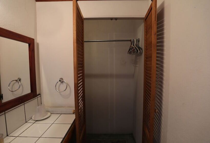 Tierra Magica B&b And Art Studio