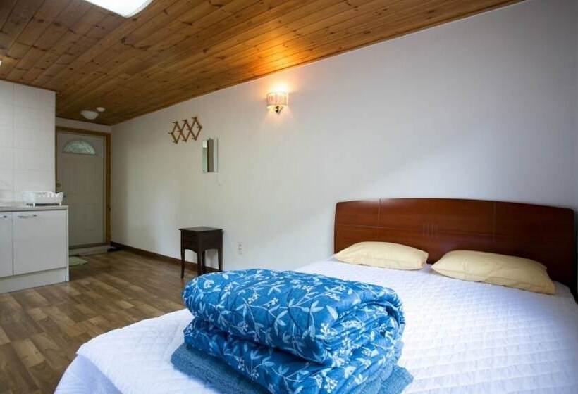 Ulsan Art And Pension