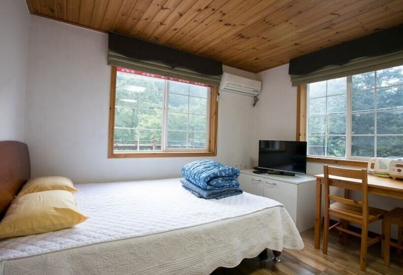 Ulsan Art And Pension