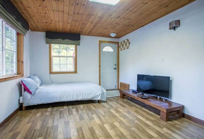 Ulsan Art And Pension