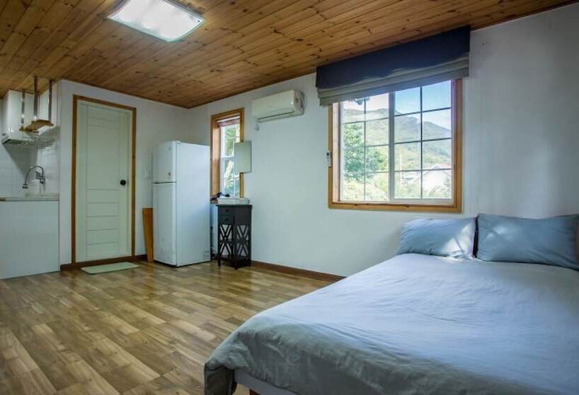 Ulsan Art And Pension