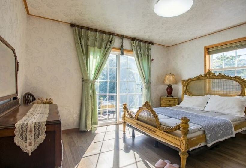 Ulsan Art And Pension