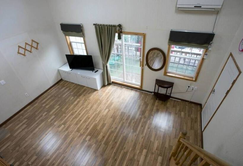 Ulsan Art And Pension