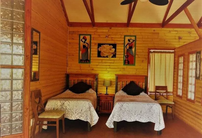 Aamiaismajoitus (B&B) Tata Farm Game Lodge