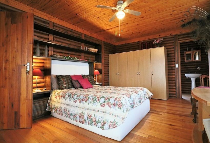 مبيت وإفطار Tata Farm Game Lodge