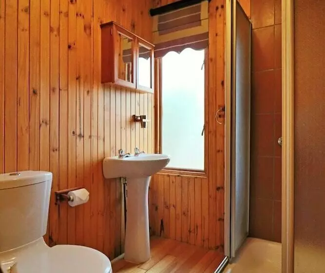 Aamiaismajoitus (B&B) Tata Farm Game Lodge