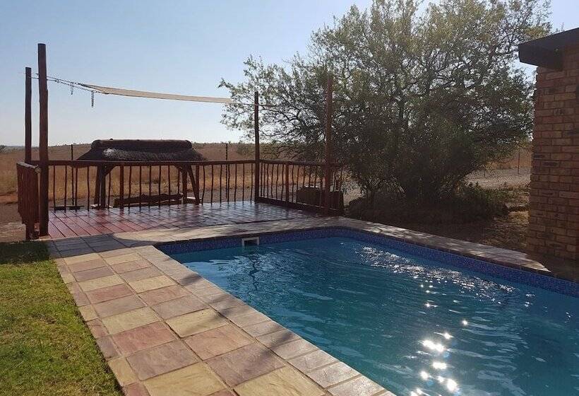 مبيت وإفطار Tata Farm Game Lodge