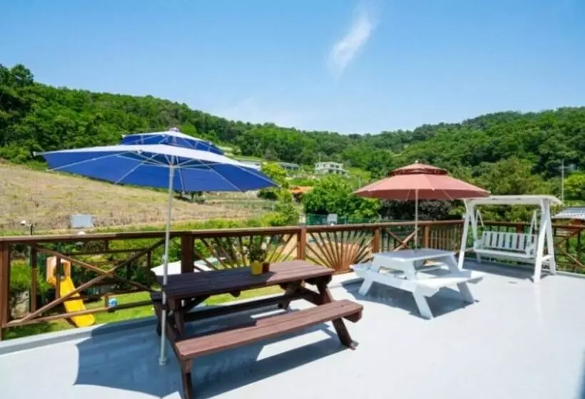 Ganghwado Rachel Pension