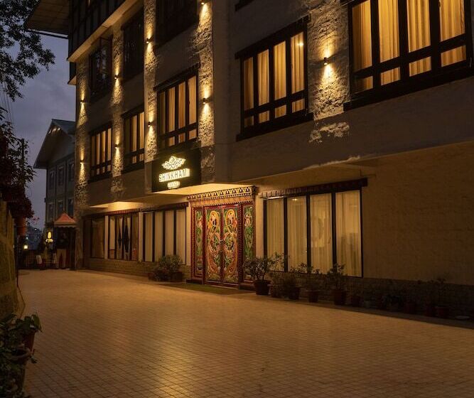 Hotel Shinkham Grand