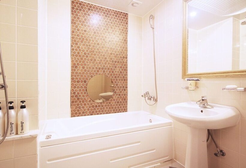 مُتل Busan Gijang The One Design