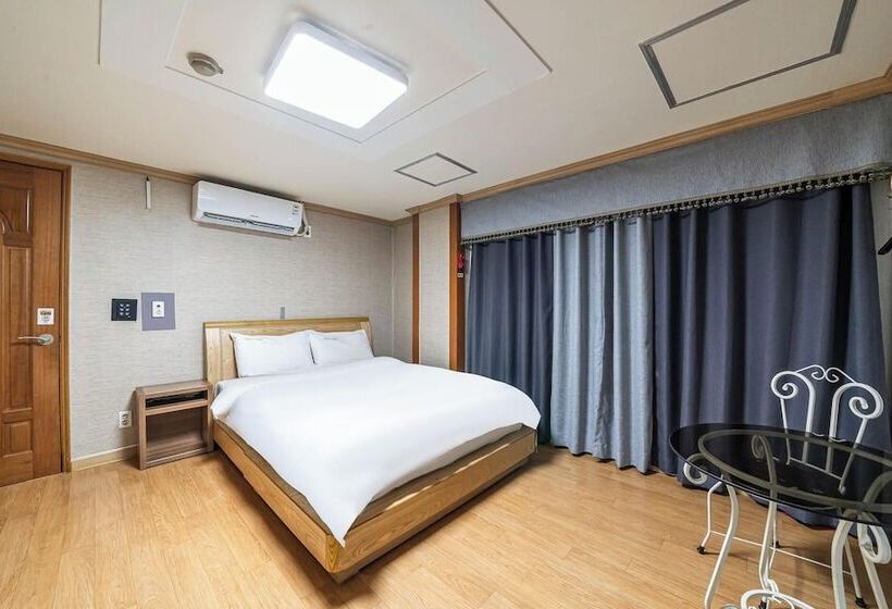 Motell Daejeon Wolpyeong Honey