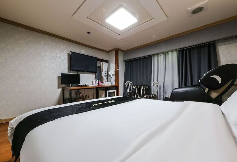 Motell Daejeon Wolpyeong Honey