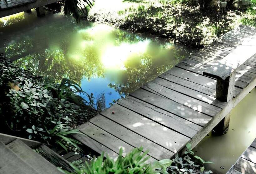 هتل Kanokrat Resort