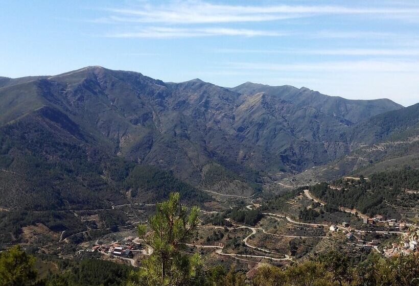 Отель Sabores Hurdanos