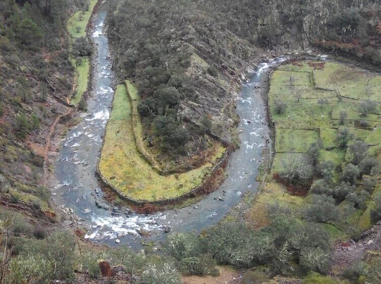 Отель Sabores Hurdanos