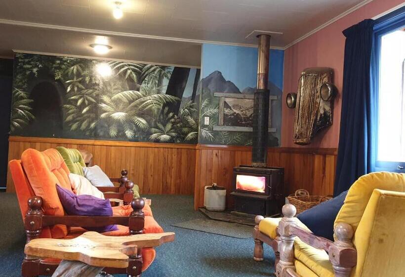 Albergue Glow Worm Accommodation