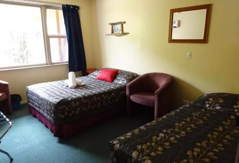 Alberg Glow Worm Accommodation