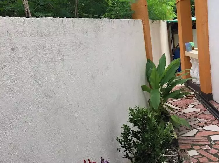 ベッドアンドブレックファースト Gemini Hotel And Restaurant