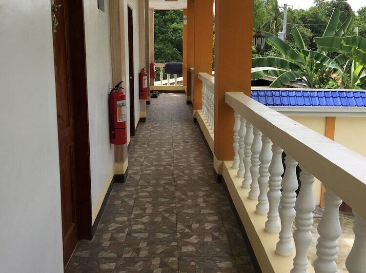 住宿加早餐  Gemini Hotel And Restaurant