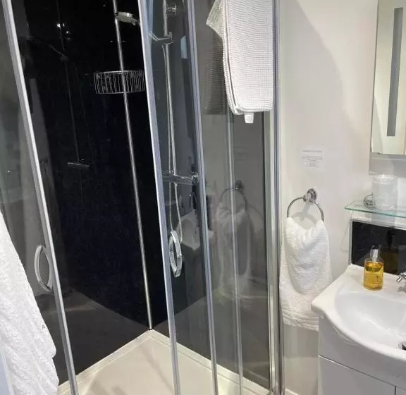 ベッドアンドブレックファースト Nythfa Guest House