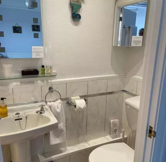 ベッドアンドブレックファースト Nythfa Guest House