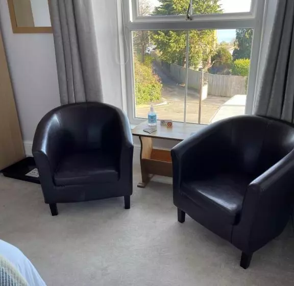 ベッドアンドブレックファースト Nythfa Guest House