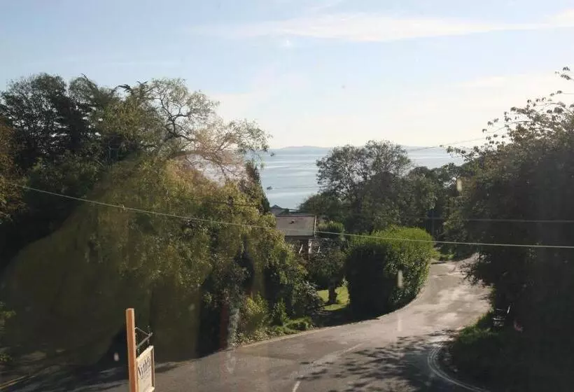 ベッドアンドブレックファースト Nythfa Guest House