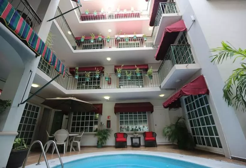 Boca Inn Hotel & Suites