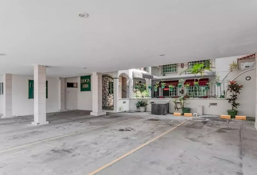 Boca Inn Hotel & Suites