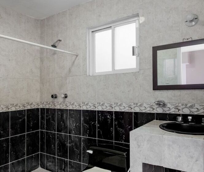 Boca Inn Hotel & Suites