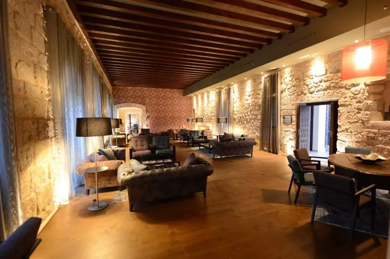 ホテル Castilla Termal Monasterio De Valbuena