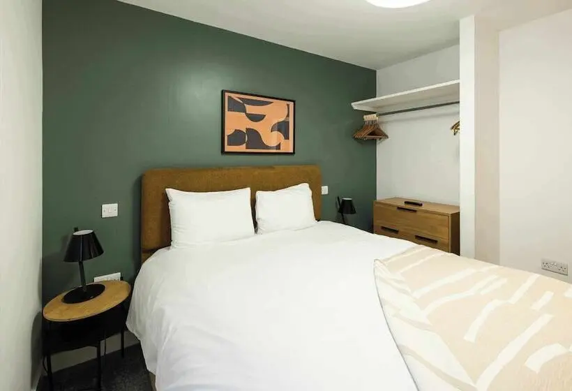 هتل Cove Minshull Street