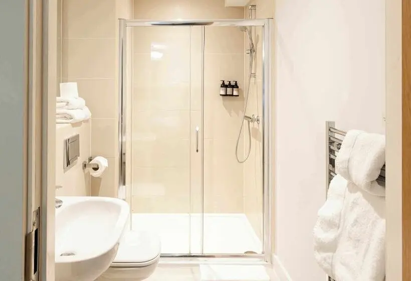 هتل Cove Minshull Street