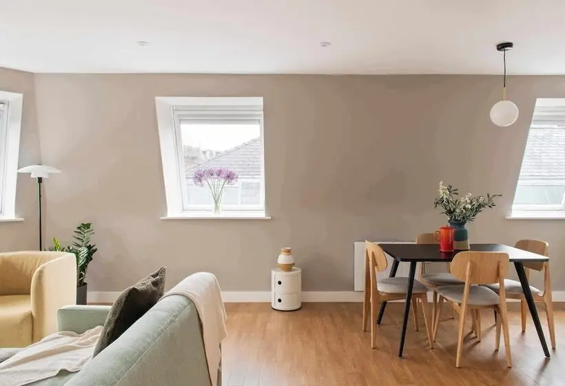 هتل Cove Minshull Street