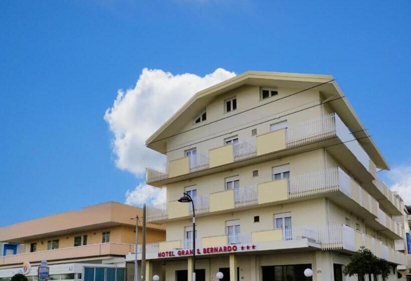 호텔 Gran San Bernardo