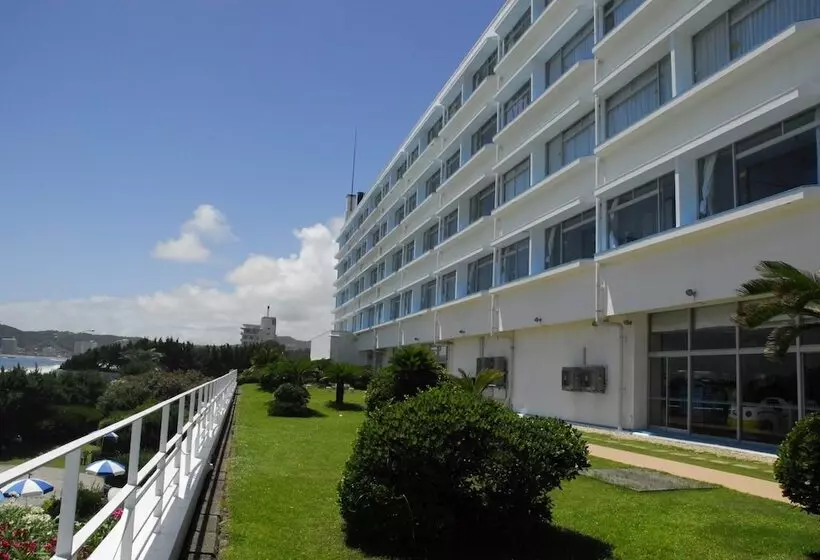 בית מלון כפרי Kamogawa Sea World