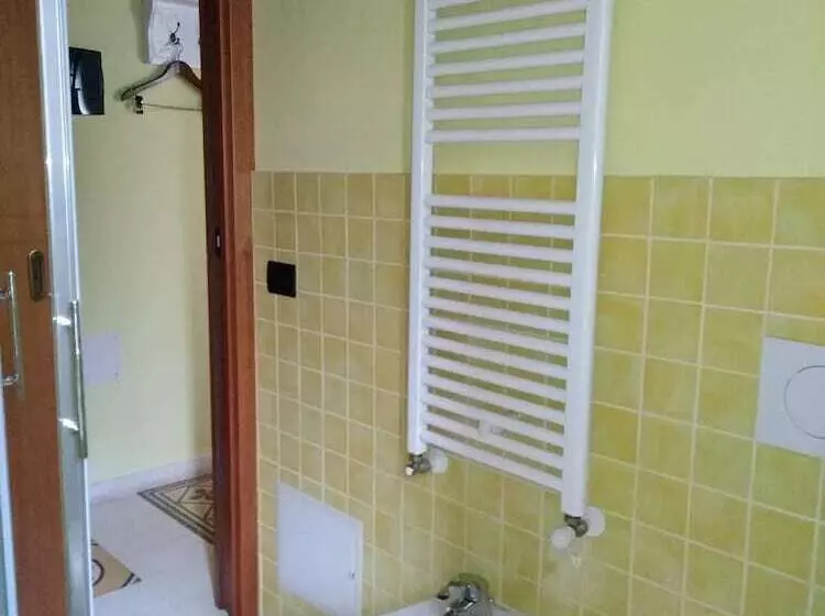 هتل La Corte Di Lucina