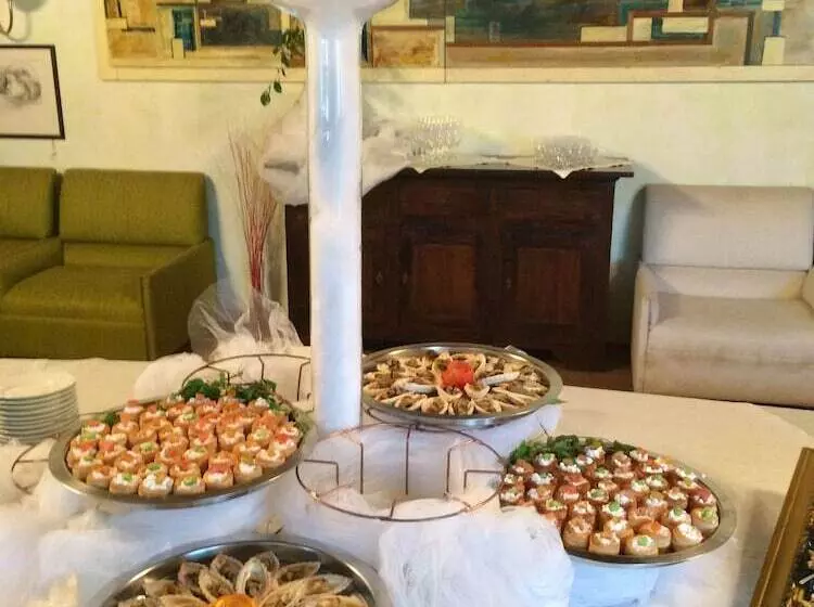 Отель Le Cupolette