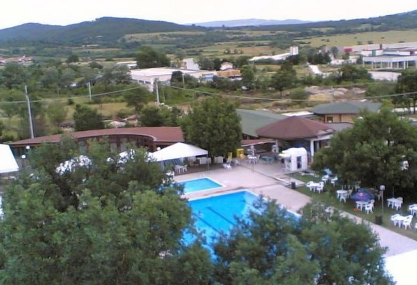 בית מלון כפרי Le Cupolette